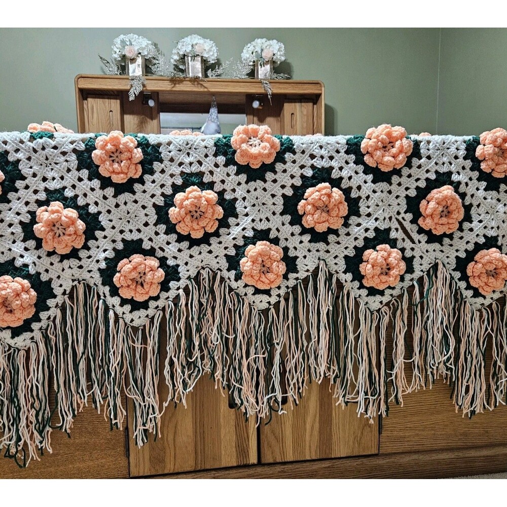 Vintage Handmade Crochet 3D Rose Granny Square Afghan Throw Blanket 108" x 66” - Picture 5 of 10